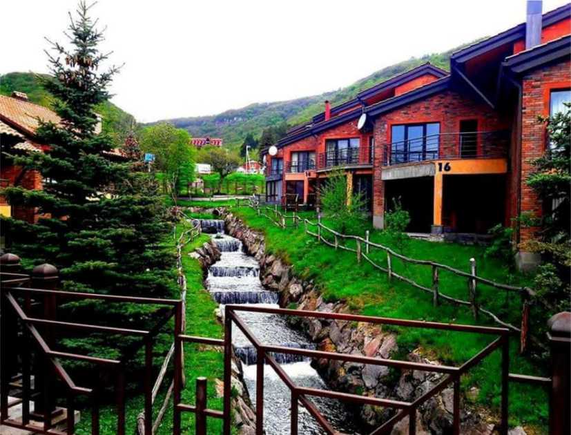 مدينة تساجكادزور (أو تساكادزور) ارمينيا